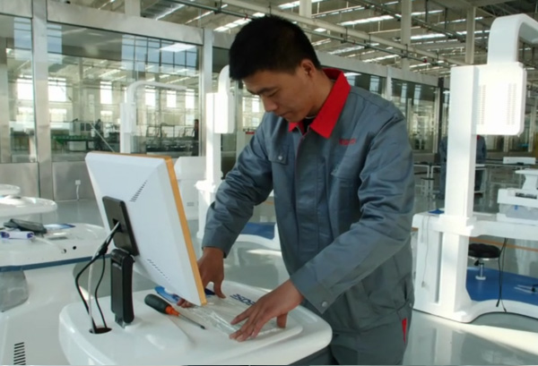 ɽ�|����ɭ���t(y��)�w�|���R�x���b�{ԇ